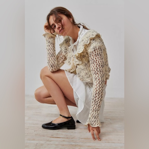 Kimchi Blue Aster Open-Knit Cardigan NWT Size S - Picture 2 of 8